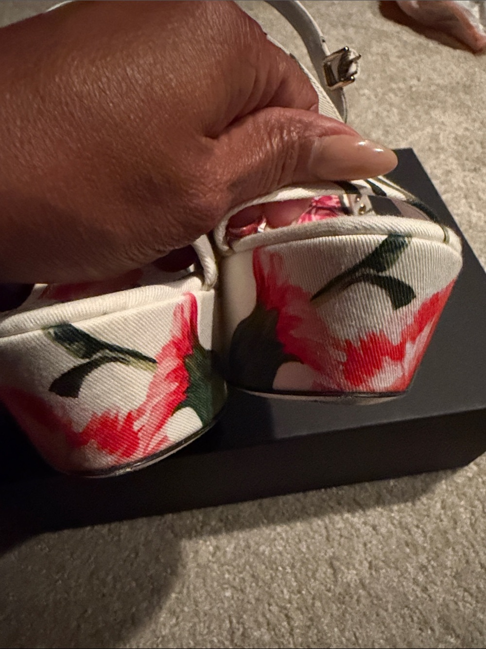 Dolce & Gabbana White Floral Platform Ankle-Strap Sandal - Picture 16 of 16